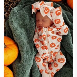 Halloween Jack-O-Lantern Footie with Bow